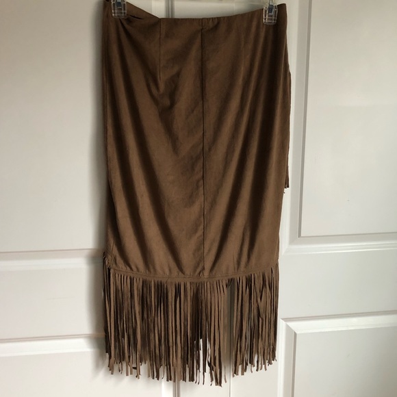 Mossimo Vintage Fringe Suede Skirt - Picture 4 of 4